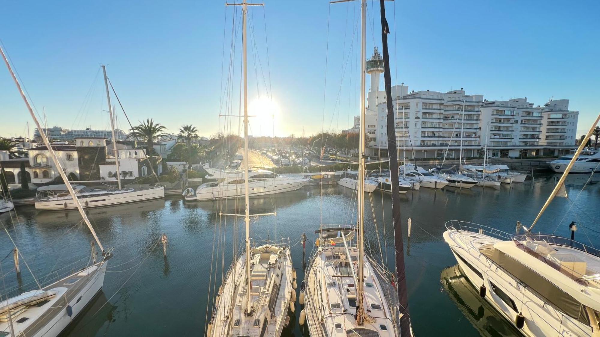 Estudio Frente Al Canal Con Terraza Empuriabrava Exterior foto
